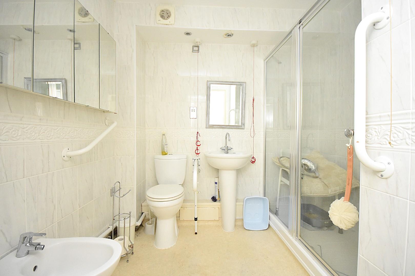 Willow Court, Clyne Common, Swansea, SA3 3JB